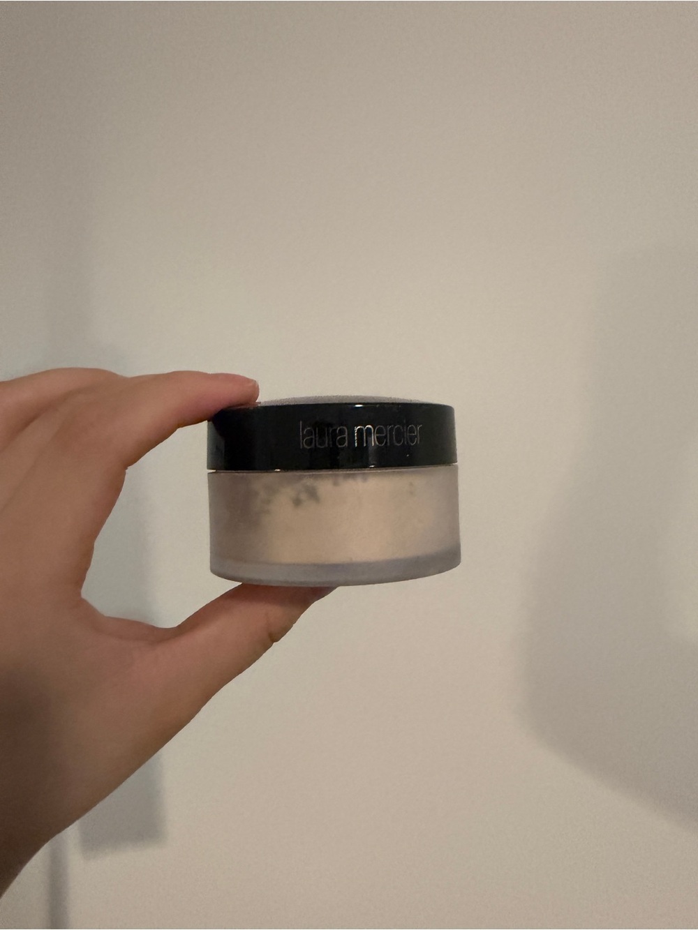 laura mercier Loose Setting Powder - Light Beige
